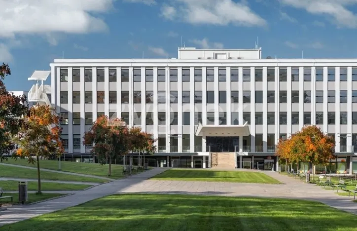 Pronájem kanceláře, Zlín, třída Tomáše Bati, 36 m2