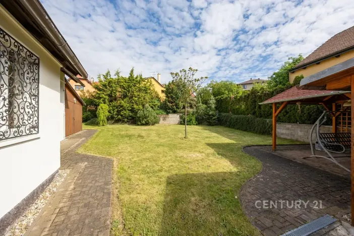 Prodej rodinného domu, Kublov, 180 m2