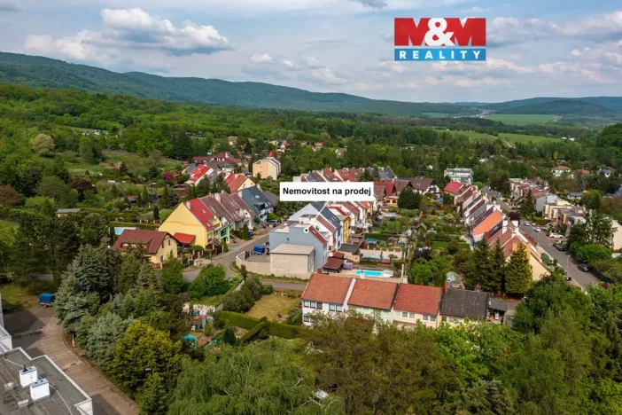 Prodej rodinného domu, Chlumec, Chlumecká, 260 m2