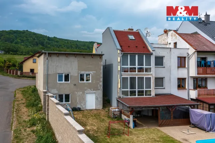Prodej rodinného domu, Chlumec, Chlumecká, 260 m2