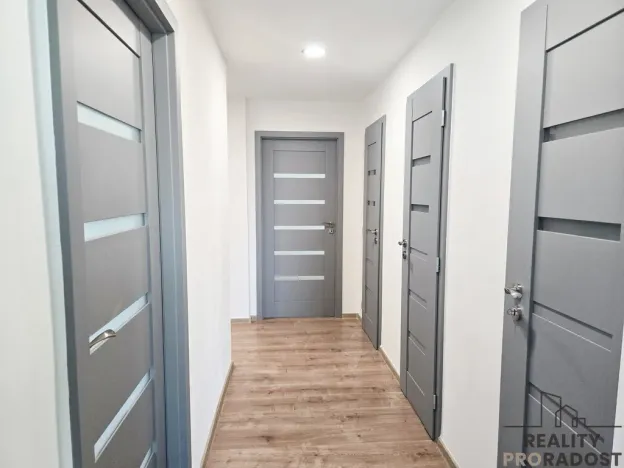 Prodej bytu 3+1, Třinec - Lyžbice, 66 m2