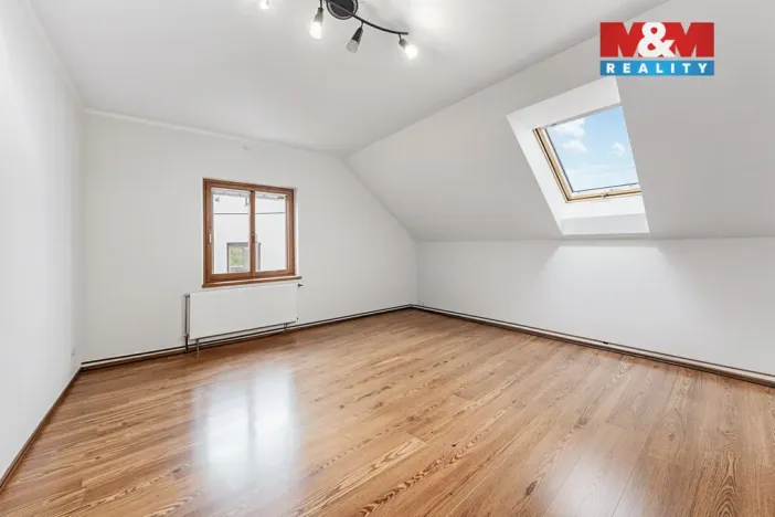 Prodej rodinného domu, Varnsdorf, Horská, 220 m2