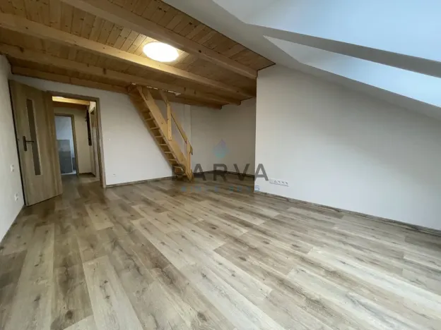 Pronájem bytu 1+1, Plzeň - Jižní Předměstí, Skvrňanská, 45 m2
