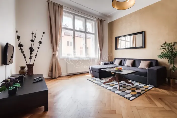 Pronájem bytu 4+1, Praha - Nové Město, Mikulandská, 84 m2