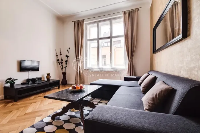 Pronájem bytu 4+1, Praha - Nové Město, Mikulandská, 84 m2