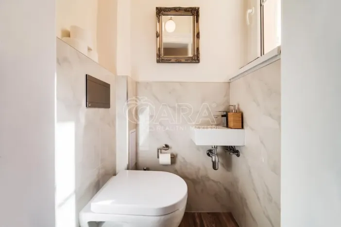 Pronájem bytu 4+1, Praha - Nové Město, Mikulandská, 84 m2