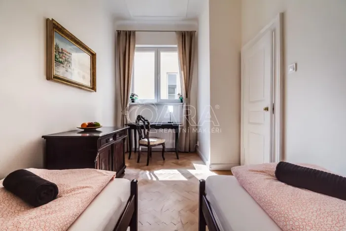 Pronájem bytu 4+1, Praha - Nové Město, Mikulandská, 84 m2