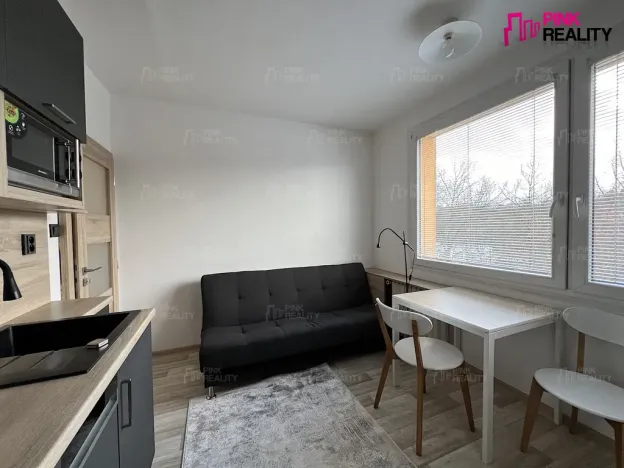 Pronájem bytu 1+1, Rychnov nad Kněžnou, Na Trávníku, 38 m2