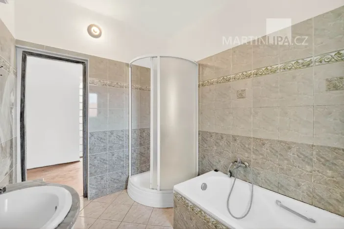 Prodej vícegeneračního domu, Kamenný Přívoz - Hostěradice, 326 m2