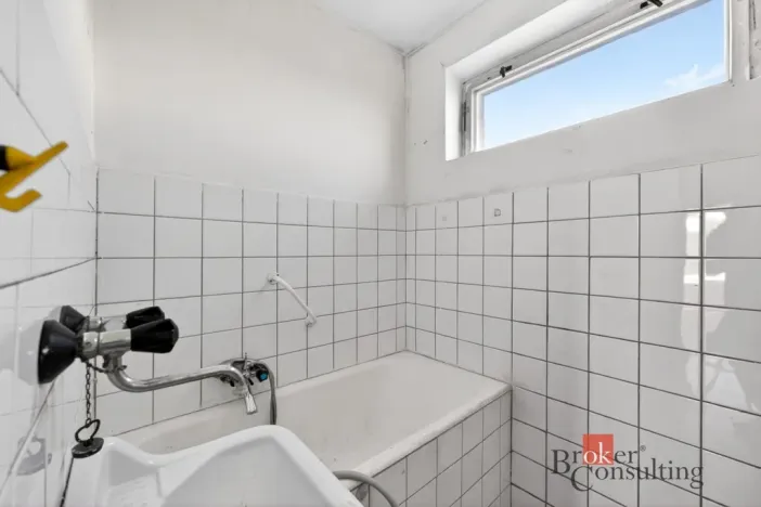 Prodej bytu 3+1, Zvoleněves, 71 m2