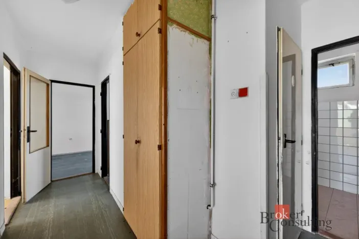 Prodej bytu 3+1, Zvoleněves, 71 m2