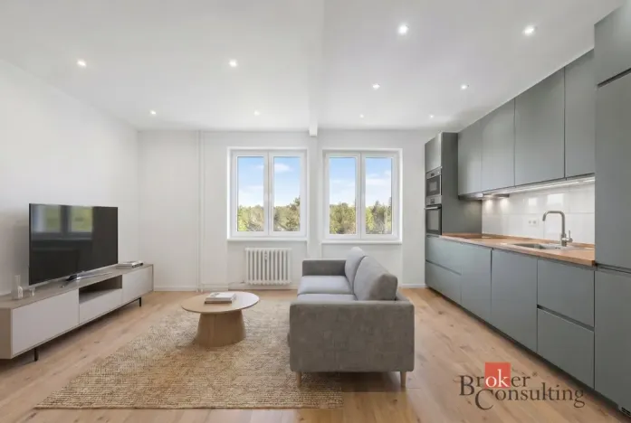 Prodej bytu 3+1, Zvoleněves, 71 m2