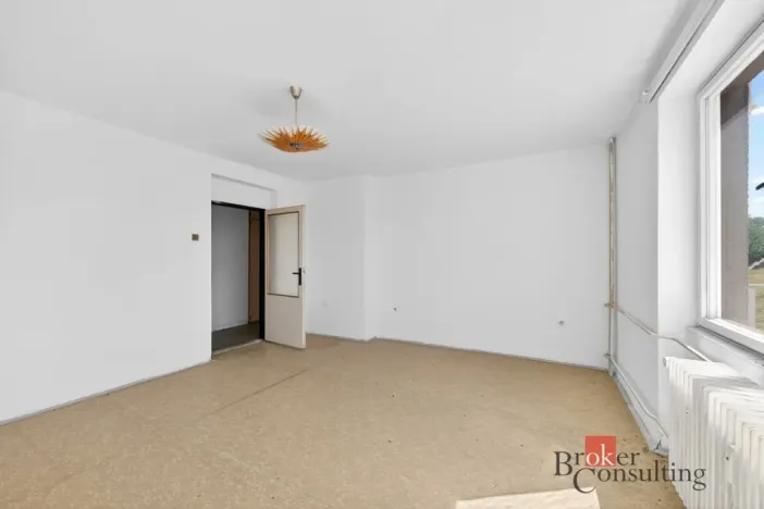 Prodej bytu 3+1, Zvoleněves, 71 m2
