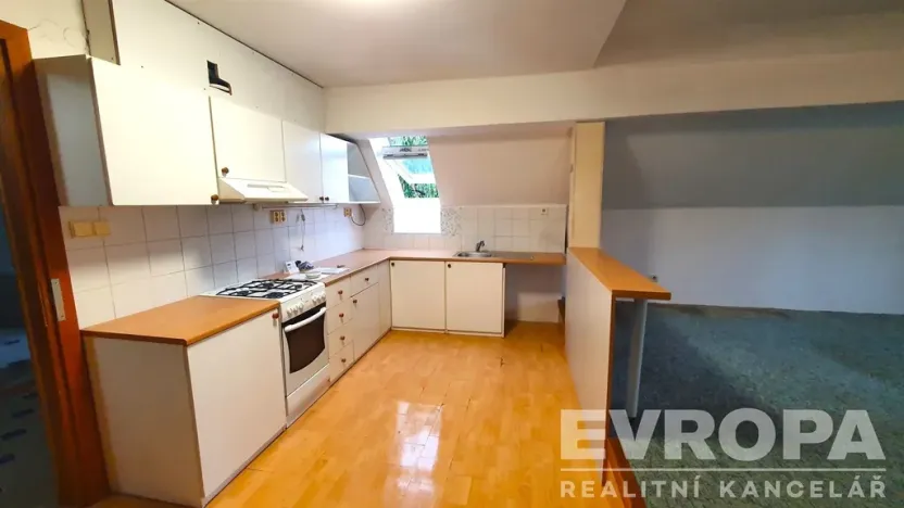 Pronájem bytu 2+kk, Pardubice - Trnová, Jiřího Potůčka, 65 m2