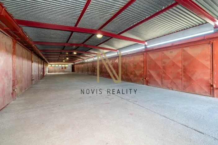 Prodej garáže, Plzeň, Vejprnická, 15 m2