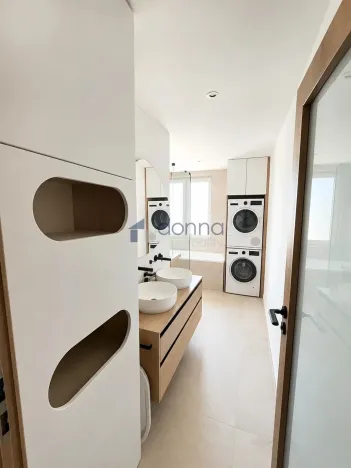 Pronájem bytu 3+kk, Praha, Vodnická, 84 m2