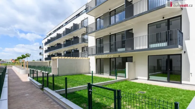 Pronájem bytu 2+kk, Plzeň - Jižní Předměstí, Goldscheiderova, 69 m2