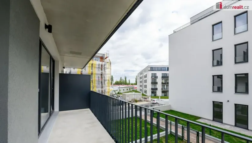 Pronájem bytu 2+kk, Plzeň - Jižní Předměstí, Goldscheiderova, 69 m2