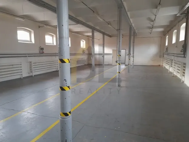 Pronájem skladu, Hodonín, Čajkovského, 400 m2