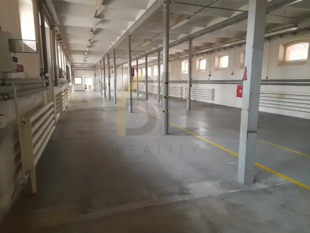 Pronájem skladu, Hodonín, Čajkovského, 400 m2