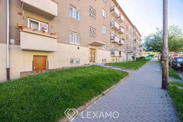 Prodej bytu 2+1, Znojmo, 17. listopadu, 63 m2