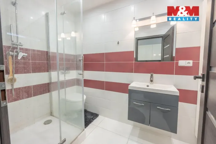 Prodej bytu 1+kk, Kladno - Švermov, Svojsíkova, 45 m2