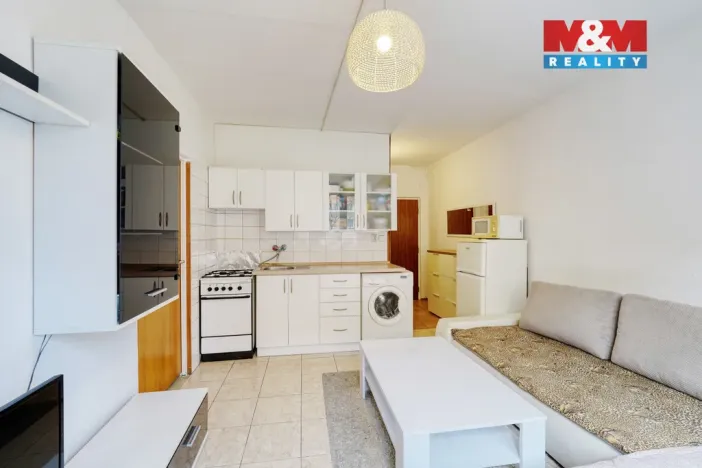 Pronájem bytu 1+1, Plzeň - Skvrňany, Křimická, 36 m2