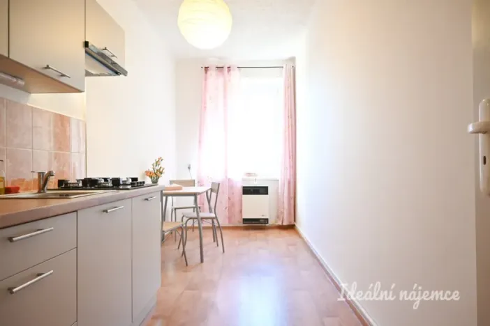 Pronájem bytu 1+1, Brno - Královo Pole, Malátova, 41 m2