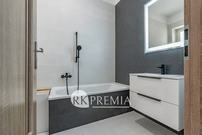 Pronájem bytu 3+kk, Teplice, 28. října, 67 m2