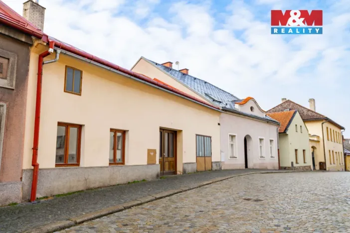 Prodej rodinného domu, Polná, Komenského, 200 m2