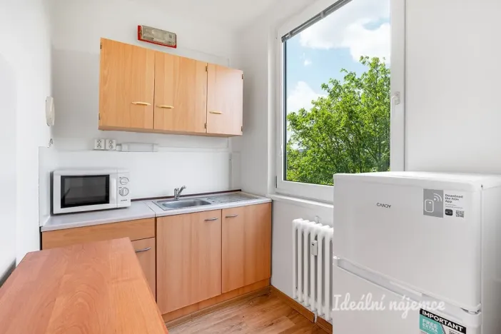 Pronájem bytu 1+1, Praha - Chodov, Kunínova, 28 m2