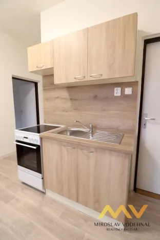 Pronájem bytu 1+1, Hradec Králové - Nový Hradec Králové, Hlavní, 25 m2