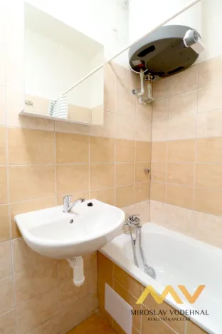 Pronájem bytu 1+1, Hradec Králové - Nový Hradec Králové, Hlavní, 25 m2