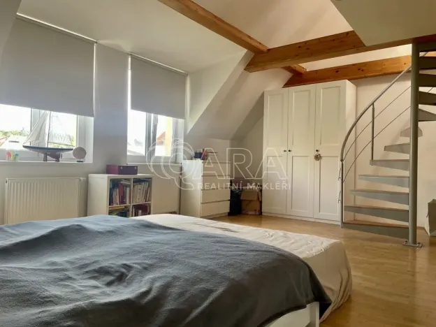 Pronájem rodinného domu, Praha - Nebušice, Na závěji, 300 m2