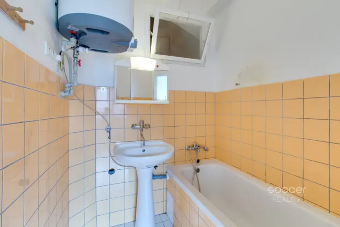 Pronájem bytu 1+1, Praha - Vysočany, Kolbenova, 45 m2