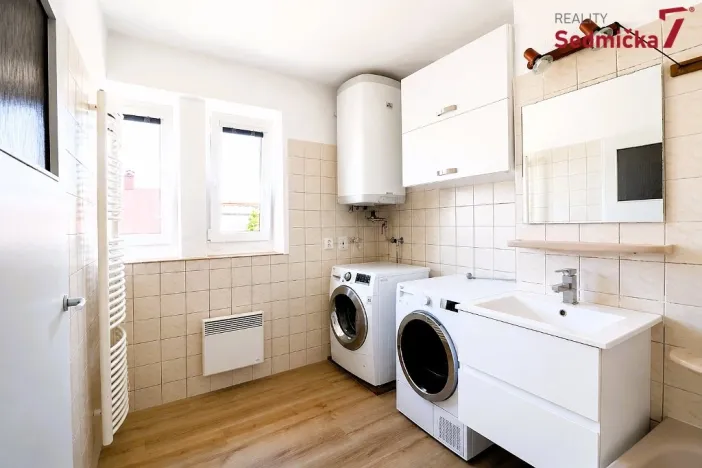 Prodej bytu 2+1, Žďár nad Sázavou, Jiřího z Poděbrad, 64 m2