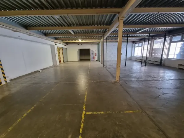 Pronájem skladu, Zádveřice-Raková, 1200 m2