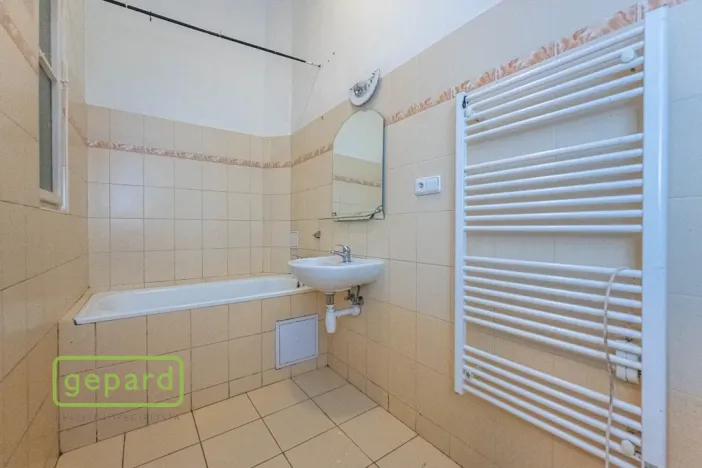 Prodej bytu 1+1, Praha - Holešovice, Osadní, 49 m2