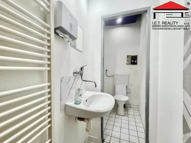 Pronájem obchodního prostoru, Brno, Josefská, 127 m2