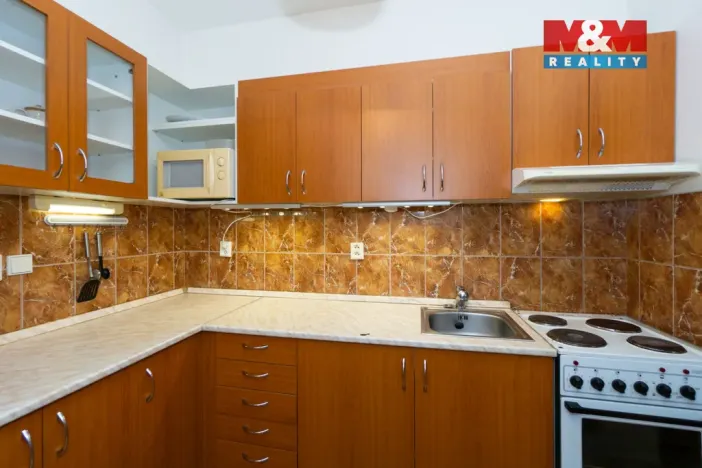 Pronájem bytu 2+1, Holice, Ottmarova, 62 m2