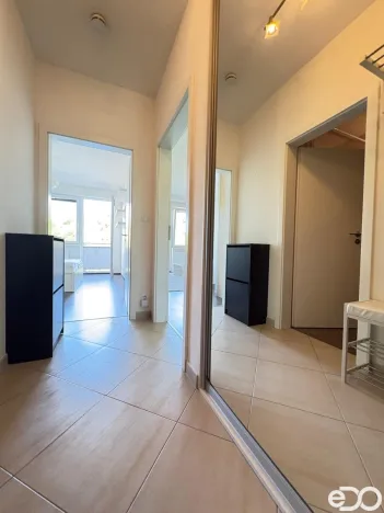 Pronájem bytu 2+kk, Praha, Modenská, 60 m2