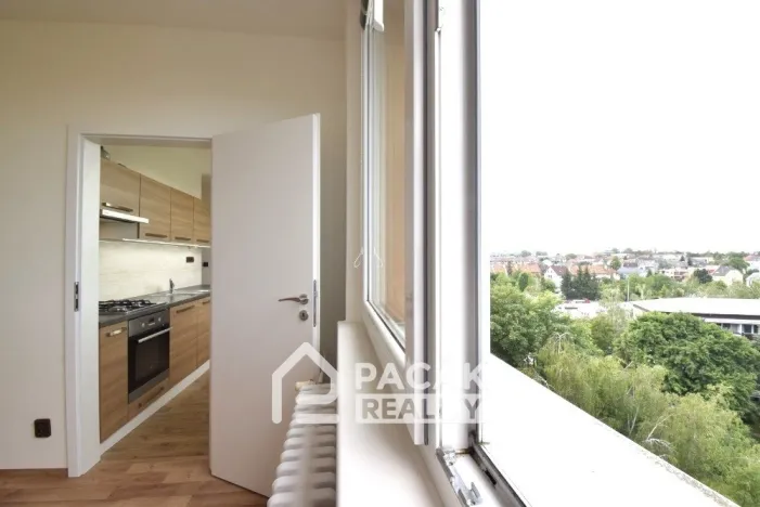 Pronájem bytu 3+1, Olomouc - Neředín, Stiborova, 70 m2