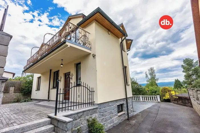 Prodej rodinného domu, Karlovy Vary, Krokova, 280 m2