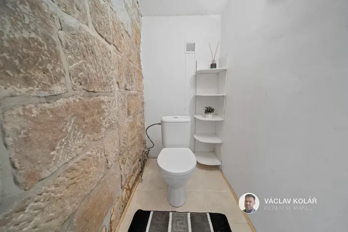 Prodej rodinného domu, Tetín, 130 m2