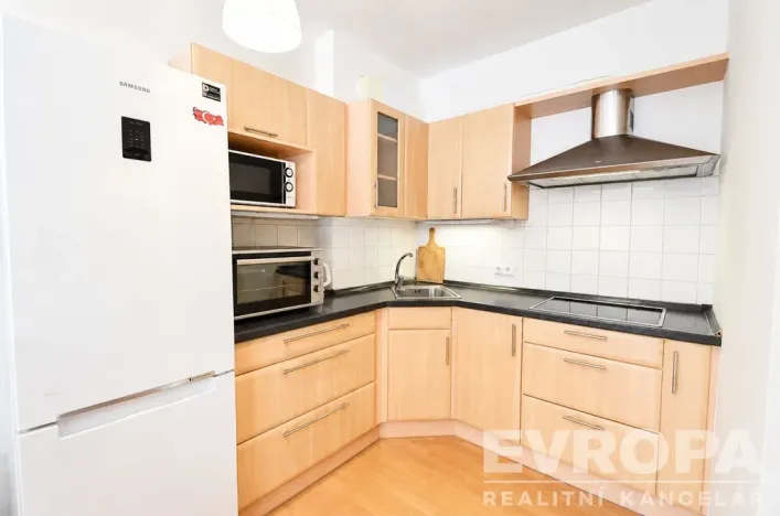 Prodej bytu 2+kk, Praha - Hlubočepy, Voskovcova, 51 m2