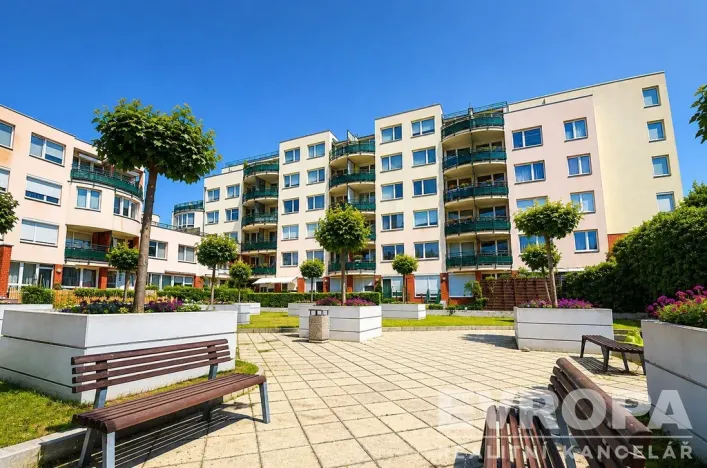 Prodej bytu 2+kk, Praha - Hlubočepy, Voskovcova, 51 m2