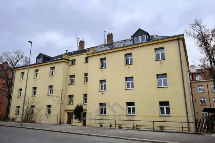 Prodej bytu 1+kk, Praha - Žižkov, V domově, 24 m2