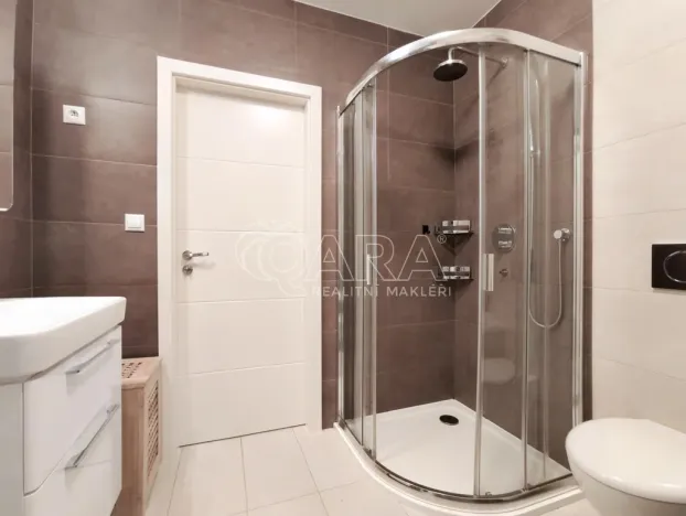 Pronájem bytu 3+kk, Praha - Břevnov, Ve Střešovičkách, 81 m2