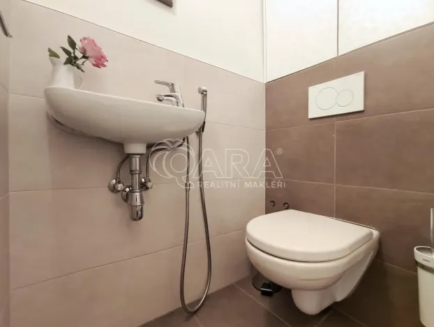 Pronájem bytu 3+kk, Praha - Břevnov, Ve Střešovičkách, 81 m2