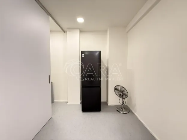 Pronájem bytu 1+kk, Praha - Nové Město, Dittrichova, 55 m2